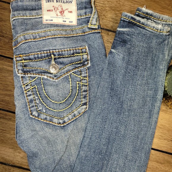 True Religion Denim - **NWOT** True Religion Jennie Curvy Mid Rise Skinny Jeans Size 26